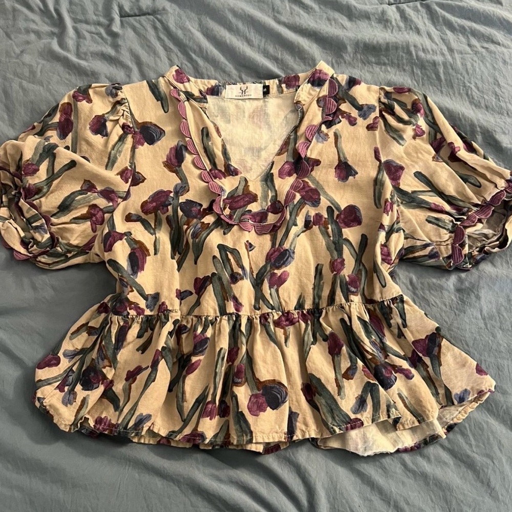 Homebody Purple Floral Ricrac Peplum Top - Puff Sleeve Blouse Size S